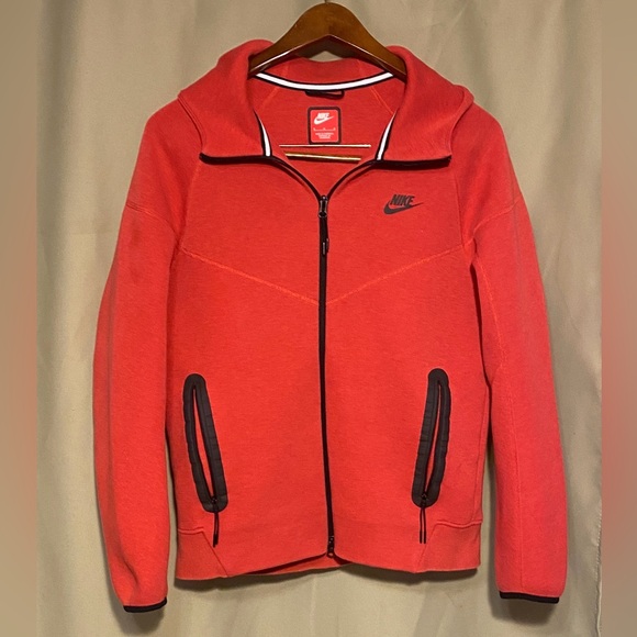Nike Tech Fleece Windrunner Men’s M Full Zip Red Heather Black Hoodie FB7921-672